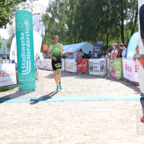 07.09.2025 - 19. Norderstedt Triathlon Zöllner http://msf.ph/oto/8784414 07.09.2025 15:20:42 Ziel 1003 meine-sportfotos.de