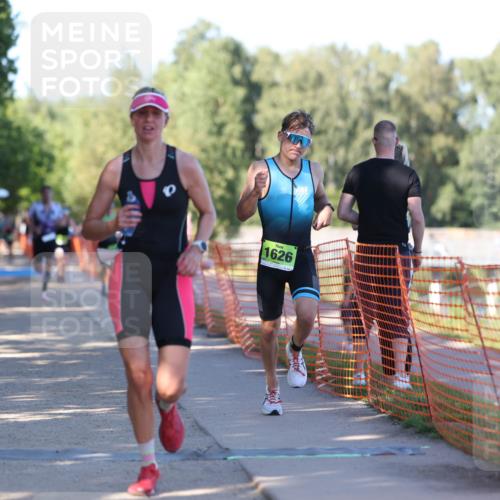 07.09.2025 - 19. Norderstedt Triathlon Michael Strokosch http://msf.ph/oto/8784415 07.09.2025 16:14:11 Laufen 377, 452, 946, 1552, 1626, 1629 meine-sportfotos.de