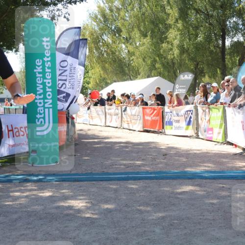 07.09.2025 - 19. Norderstedt Triathlon Zöllner http://msf.ph/oto/8784416 07.09.2025 13:09:02 Ziel 282 meine-sportfotos.de
