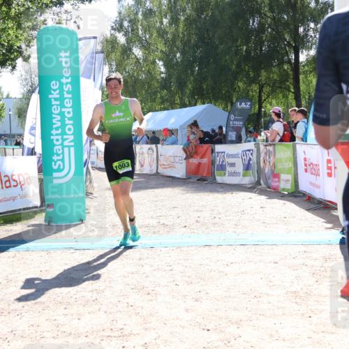 07.09.2025 - 19. Norderstedt Triathlon Zöllner http://msf.ph/oto/8784429 07.09.2025 15:20:43 Ziel 1003 meine-sportfotos.de