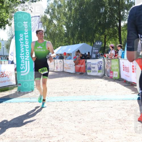 07.09.2025 - 19. Norderstedt Triathlon Zöllner http://msf.ph/oto/8784435 07.09.2025 15:20:43 Ziel 1003 meine-sportfotos.de