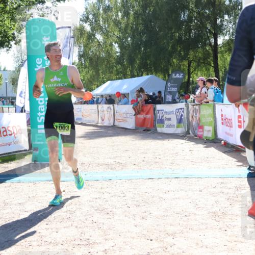 07.09.2025 - 19. Norderstedt Triathlon Zöllner http://msf.ph/oto/8784438 07.09.2025 15:20:43 Ziel 1003 meine-sportfotos.de
