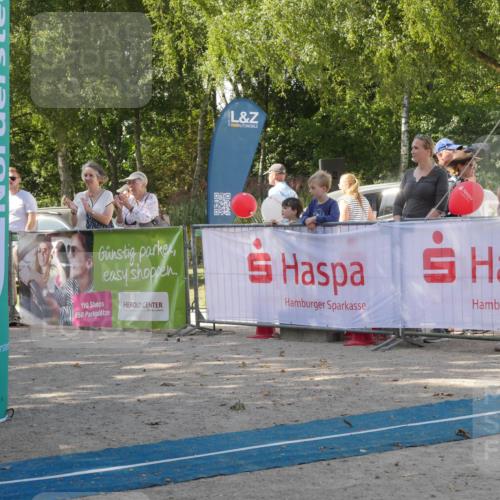 07.09.2025 - 19. Norderstedt Triathlon Zöllner http://msf.ph/oto/8784441 07.09.2025 12:14:49 Ziel 154, 819 meine-sportfotos.de