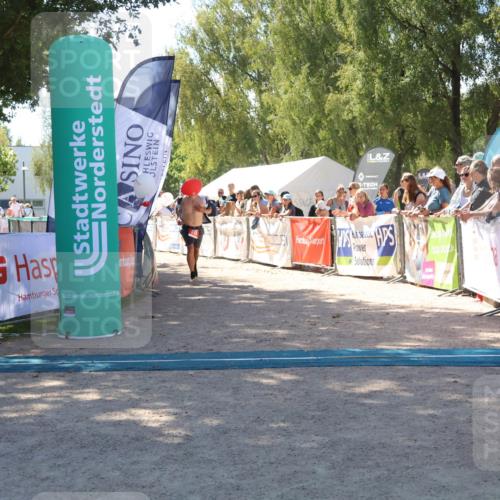 07.09.2025 - 19. Norderstedt Triathlon Zöllner http://msf.ph/oto/8784446 07.09.2025 13:09:35 Ziel 715 meine-sportfotos.de