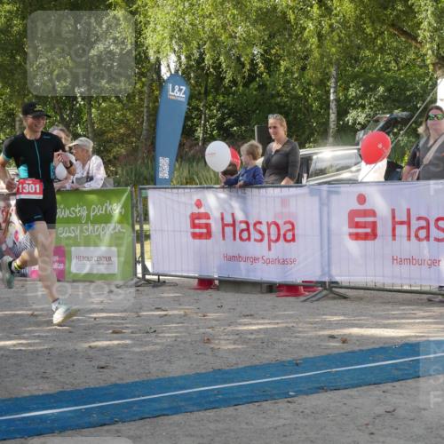 07.09.2025 - 19. Norderstedt Triathlon Zöllner http://msf.ph/oto/8784470 07.09.2025 12:15:48 Ziel 1301 meine-sportfotos.de