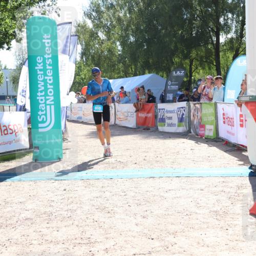 07.09.2025 - 19. Norderstedt Triathlon Zöllner http://msf.ph/oto/8784471 07.09.2025 15:20:58 Ziel 880 meine-sportfotos.de