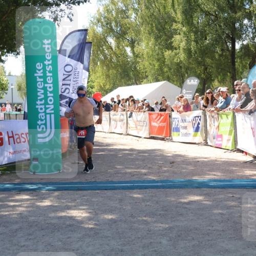 07.09.2025 - 19. Norderstedt Triathlon Zöllner http://msf.ph/oto/8784472 07.09.2025 13:09:37 Ziel 715 meine-sportfotos.de