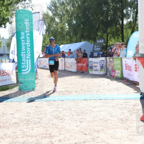 07.09.2025 - 19. Norderstedt Triathlon Zöllner http://msf.ph/oto/8784477 07.09.2025 15:20:58 Ziel 880 meine-sportfotos.de