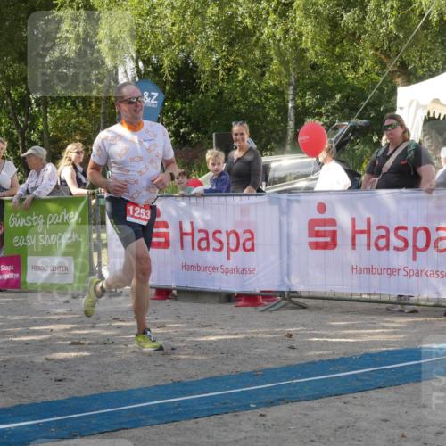 07.09.2025 - 19. Norderstedt Triathlon Zöllner http://msf.ph/oto/8784485 07.09.2025 12:16:04 Ziel 1253 meine-sportfotos.de