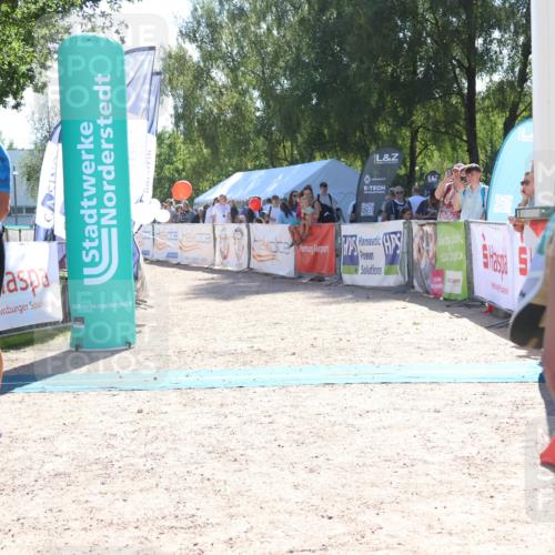 07.09.2025 - 19. Norderstedt Triathlon Zöllner http://msf.ph/oto/8784515 07.09.2025 15:21:00 Ziel 880 meine-sportfotos.de