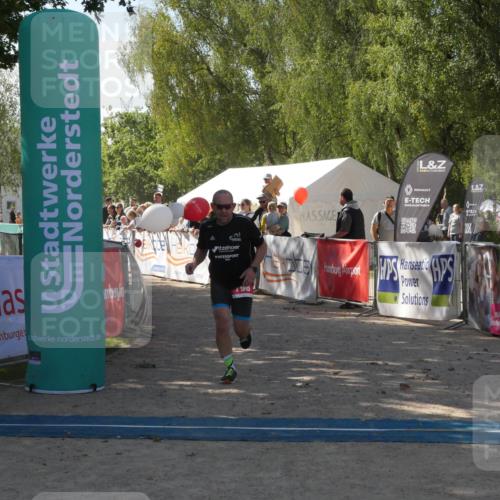 07.09.2025 - 19. Norderstedt Triathlon Zöllner http://msf.ph/oto/8784519 07.09.2025 12:17:28 Ziel 796 meine-sportfotos.de