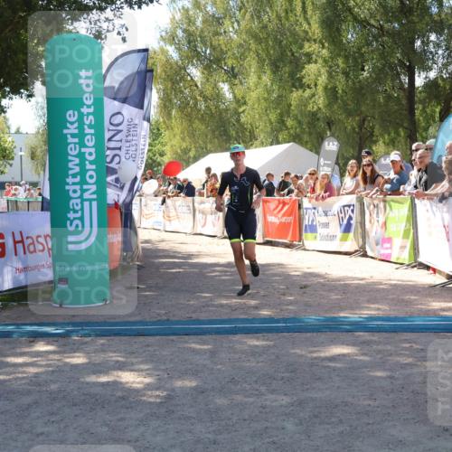 07.09.2025 - 19. Norderstedt Triathlon Zöllner http://msf.ph/oto/8784527 07.09.2025 13:10:28 Ziel 1392 meine-sportfotos.de
