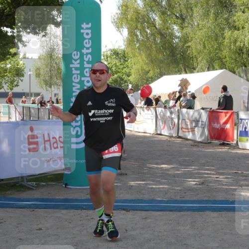 07.09.2025 - 19. Norderstedt Triathlon Zöllner http://msf.ph/oto/8784536 07.09.2025 12:17:29 Ziel 796 meine-sportfotos.de