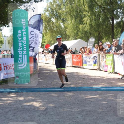 07.09.2025 - 19. Norderstedt Triathlon Zöllner http://msf.ph/oto/8784539 07.09.2025 13:10:29 Ziel 1392 meine-sportfotos.de