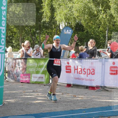07.09.2025 - 19. Norderstedt Triathlon Zöllner http://msf.ph/oto/8784543 07.09.2025 12:17:39 Ziel 1218 meine-sportfotos.de