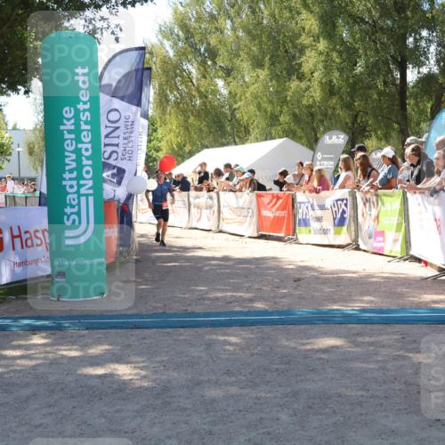 07.09.2025 - 19. Norderstedt Triathlon Zöllner http://msf.ph/oto/8784553 07.09.2025 13:10:39 Ziel 243 meine-sportfotos.de