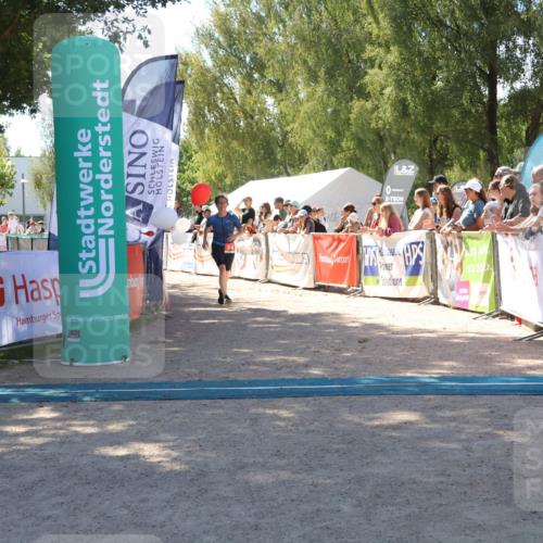 07.09.2025 - 19. Norderstedt Triathlon Zöllner http://msf.ph/oto/8784568 07.09.2025 13:10:40 Ziel 243 meine-sportfotos.de