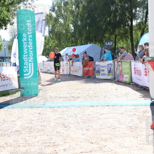 07.09.2025 - 19. Norderstedt Triathlon Zöllner http://msf.ph/oto/8784592 07.09.2025 15:22:21 Ziel 1036 meine-sportfotos.de