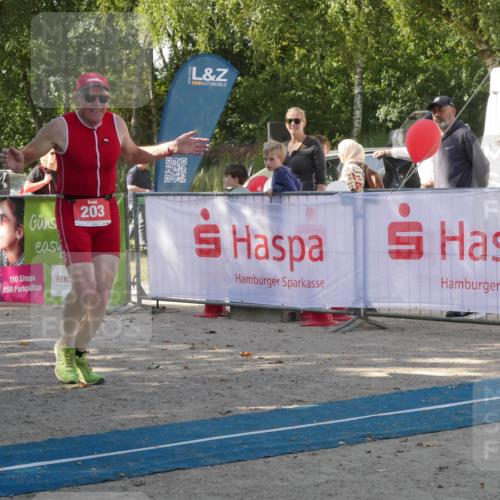 07.09.2025 - 19. Norderstedt Triathlon Zöllner http://msf.ph/oto/8784593 07.09.2025 12:18:53 Ziel 203 meine-sportfotos.de