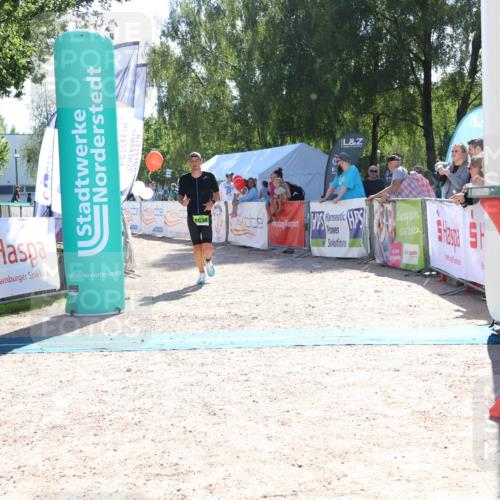 07.09.2025 - 19. Norderstedt Triathlon Zöllner http://msf.ph/oto/8784616 07.09.2025 15:22:22 Ziel 1036 meine-sportfotos.de