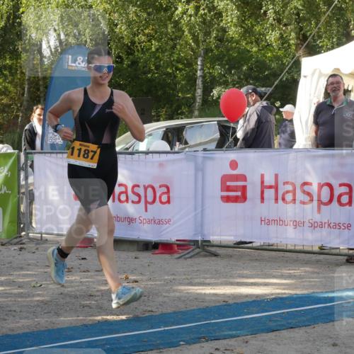 07.09.2025 - 19. Norderstedt Triathlon Zöllner http://msf.ph/oto/8784627 07.09.2025 12:19:40 Ziel 1187 meine-sportfotos.de