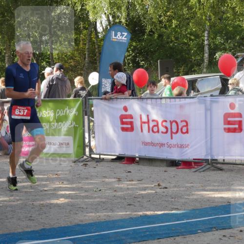 07.09.2025 - 19. Norderstedt Triathlon Zöllner http://msf.ph/oto/8784640 07.09.2025 12:20:13 Ziel 837, 862 meine-sportfotos.de