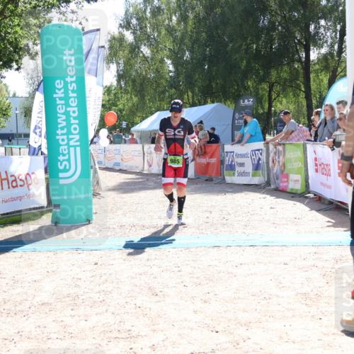 07.09.2025 - 19. Norderstedt Triathlon Zöllner http://msf.ph/oto/8784651 07.09.2025 15:22:35 Ziel 985 meine-sportfotos.de