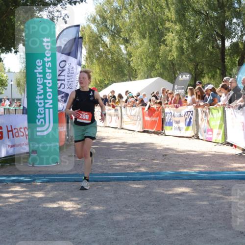 07.09.2025 - 19. Norderstedt Triathlon Zöllner http://msf.ph/oto/8784652 07.09.2025 13:11:09 Ziel 208 meine-sportfotos.de