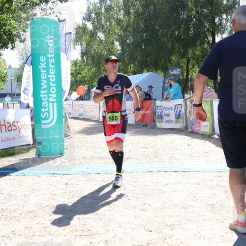 07.09.2025 - 19. Norderstedt Triathlon Zöllner http://msf.ph/oto/8784655 07.09.2025 15:22:37 Ziel 985 meine-sportfotos.de