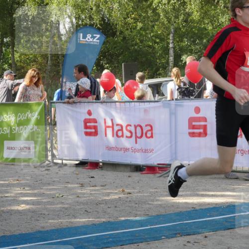 07.09.2025 - 19. Norderstedt Triathlon Zöllner http://msf.ph/oto/8784671 07.09.2025 12:20:18 Ziel 837, 862 meine-sportfotos.de