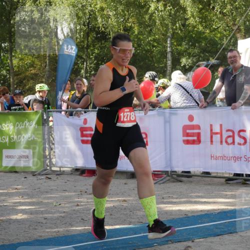 07.09.2025 - 19. Norderstedt Triathlon Zöllner http://msf.ph/oto/8784680 07.09.2025 12:20:43 Ziel 1278 meine-sportfotos.de