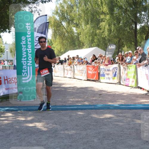 07.09.2025 - 19. Norderstedt Triathlon Zöllner http://msf.ph/oto/8784750 07.09.2025 13:11:34 Ziel 1290 meine-sportfotos.de