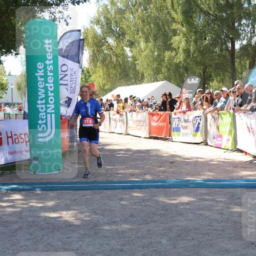 07.09.2025 - 19. Norderstedt Triathlon Zöllner http://msf.ph/oto/8784769 07.09.2025 13:11:52 Ziel 213 meine-sportfotos.de