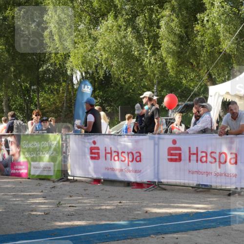 07.09.2025 - 19. Norderstedt Triathlon Zöllner http://msf.ph/oto/8784774 07.09.2025 12:24:36 Ziel 281 meine-sportfotos.de