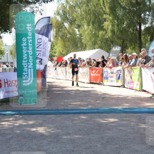 07.09.2025 - 19. Norderstedt Triathlon Zöllner http://msf.ph/oto/8784793 07.09.2025 13:11:57 Ziel 213, 244, 1342 meine-sportfotos.de