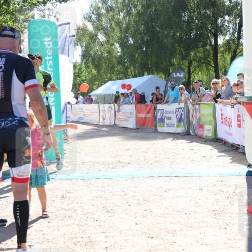 07.09.2025 - 19. Norderstedt Triathlon Zöllner http://msf.ph/oto/8784799 07.09.2025 15:24:32 Ziel 978, 1469 meine-sportfotos.de