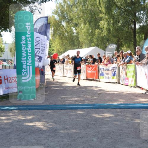 07.09.2025 - 19. Norderstedt Triathlon Zöllner http://msf.ph/oto/8784800 07.09.2025 13:11:58 Ziel 213, 244, 1342 meine-sportfotos.de