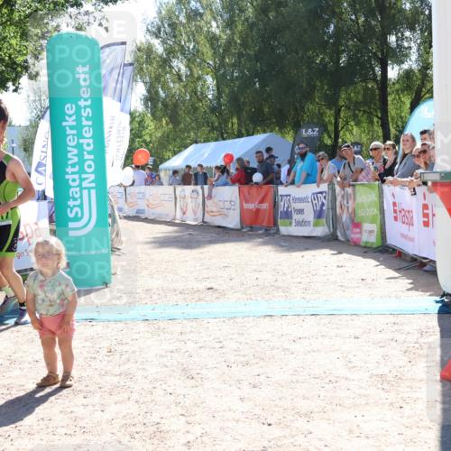 07.09.2025 - 19. Norderstedt Triathlon Zöllner http://msf.ph/oto/8784807 07.09.2025 15:24:55 Ziel 1017 meine-sportfotos.de