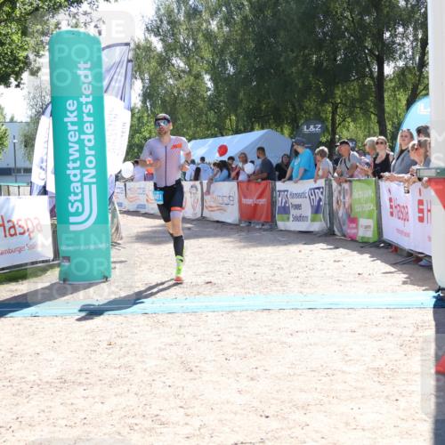 07.09.2025 - 19. Norderstedt Triathlon Zöllner http://msf.ph/oto/8784826 07.09.2025 15:25:04 Ziel 1401 meine-sportfotos.de
