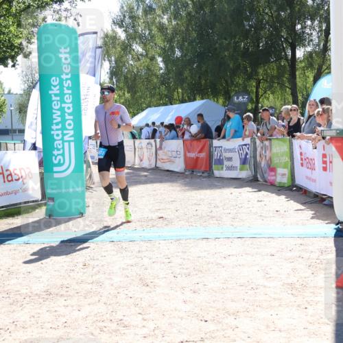 07.09.2025 - 19. Norderstedt Triathlon Zöllner http://msf.ph/oto/8784829 07.09.2025 15:25:04 Ziel 1401 meine-sportfotos.de