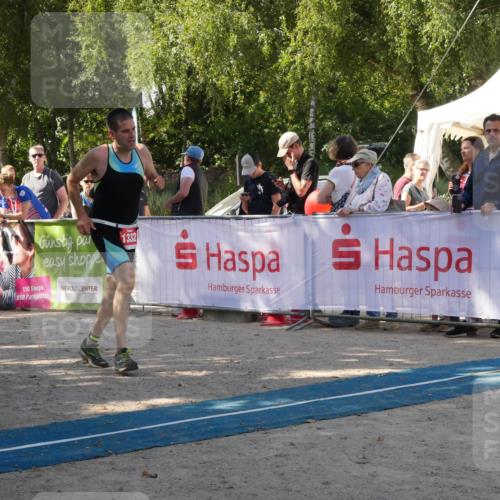 07.09.2025 - 19. Norderstedt Triathlon Zöllner http://msf.ph/oto/8784832 07.09.2025 12:28:16 Ziel 1332 meine-sportfotos.de