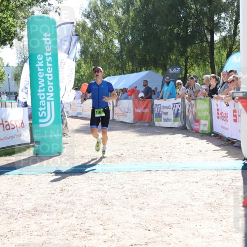 07.09.2025 - 19. Norderstedt Triathlon Zöllner http://msf.ph/oto/8784900 07.09.2025 15:25:09 Ziel 1008, 1401 meine-sportfotos.de
