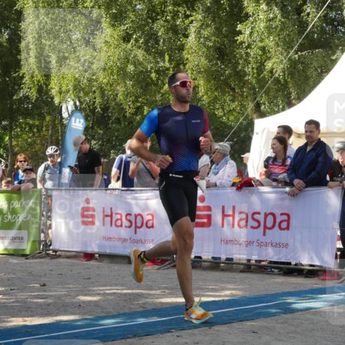 07.09.2025 - 19. Norderstedt Triathlon Zöllner http://msf.ph/oto/8784920 07.09.2025 12:29:45 Ziel 1306 meine-sportfotos.de