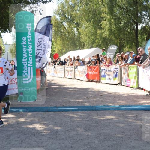 07.09.2025 - 19. Norderstedt Triathlon Zöllner http://msf.ph/oto/8784921 07.09.2025 13:12:27 Ziel 169, 700 meine-sportfotos.de