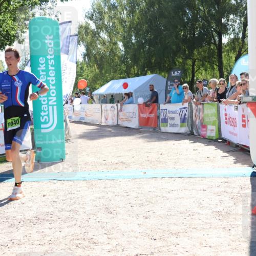 07.09.2025 - 19. Norderstedt Triathlon Zöllner http://msf.ph/oto/8784927 07.09.2025 15:25:22 Ziel 1040 meine-sportfotos.de