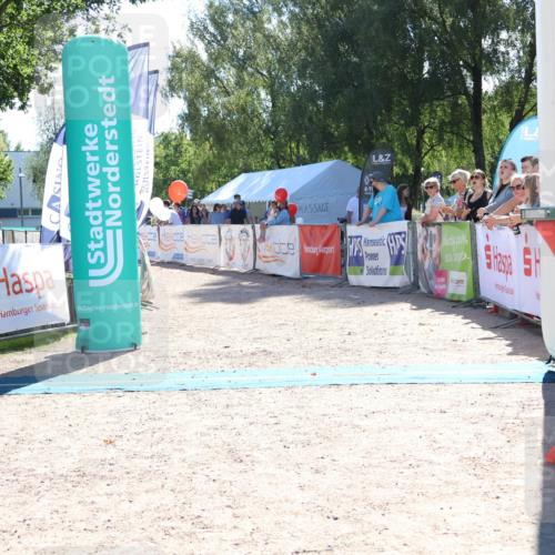 07.09.2025 - 19. Norderstedt Triathlon Zöllner http://msf.ph/oto/8784945 07.09.2025 15:25:44 Ziel  meine-sportfotos.de