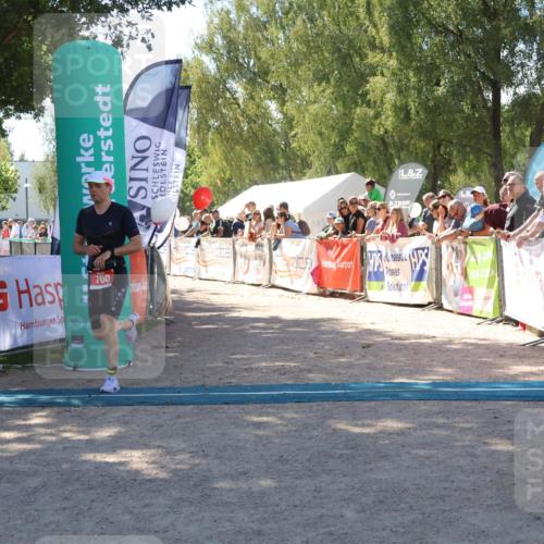 07.09.2025 - 19. Norderstedt Triathlon Zöllner http://msf.ph/oto/8784951 07.09.2025 13:12:31 Ziel 169, 700 meine-sportfotos.de
