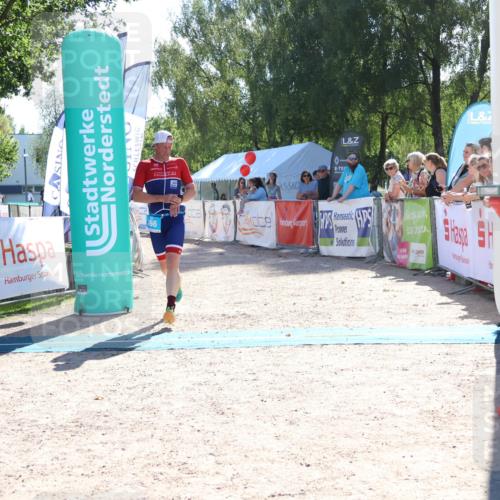 07.09.2025 - 19. Norderstedt Triathlon Zöllner http://msf.ph/oto/8784979 07.09.2025 15:26:01 Ziel 366 meine-sportfotos.de