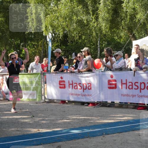 07.09.2025 - 19. Norderstedt Triathlon Zöllner http://msf.ph/oto/8784986 07.09.2025 12:31:10 Ziel 822 meine-sportfotos.de
