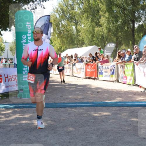 07.09.2025 - 19. Norderstedt Triathlon Zöllner http://msf.ph/oto/8785009 07.09.2025 13:13:08 Ziel 156, 1322 meine-sportfotos.de